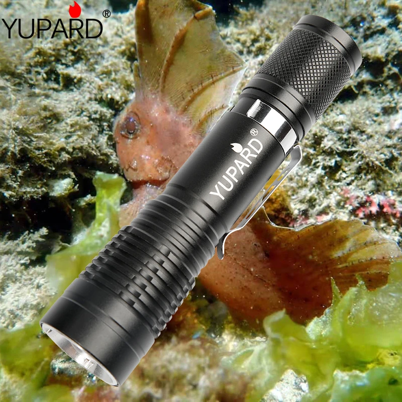 Q5 LED flashlight waterproof IPX68 scuba diving outdoor + 18650 battery charger | Лампы и освещение