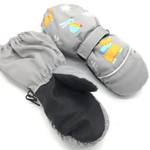 1 пара лыжных перчаток, Детские рукавицы, зимние уличные лыжные перчатки с длинными рукавами, Нескользящие утепленные лыжные перчатки с мультяшным принтом