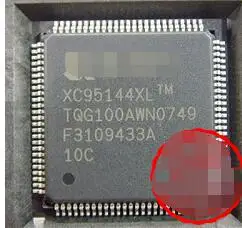 

IC NEW 100% XC95144XL-10TQ100C