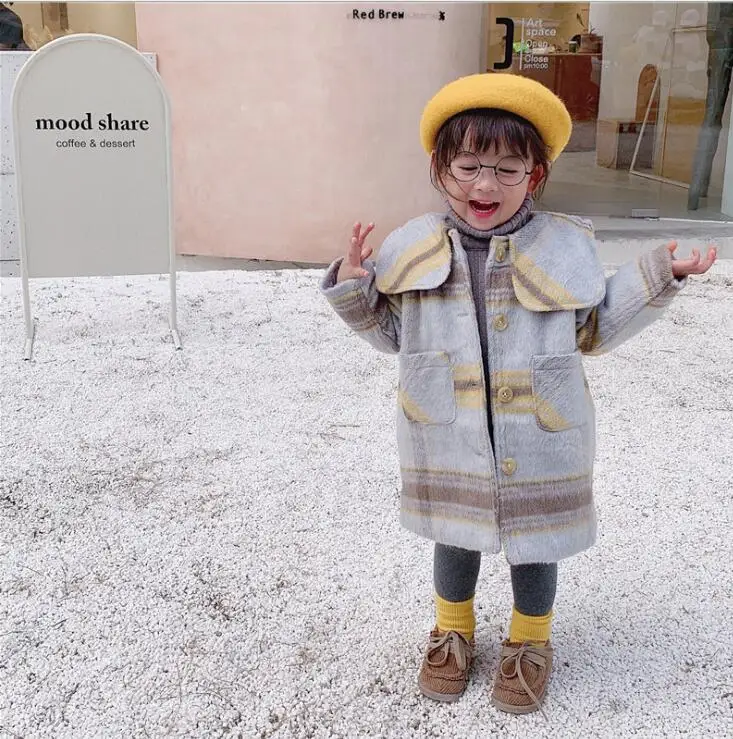 Клетчатое пальто в Корейском стиле для девочек; зимняя модная куртка для малышей; детская одежда; сезон зима