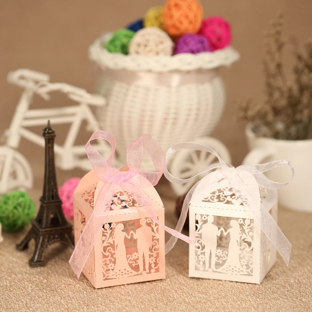 50pcs Delicate Mini DIY Candy Cookie Gift Boxes Carved Pattern with Ribbon Party Wedding Banquet Bridal Supplies
