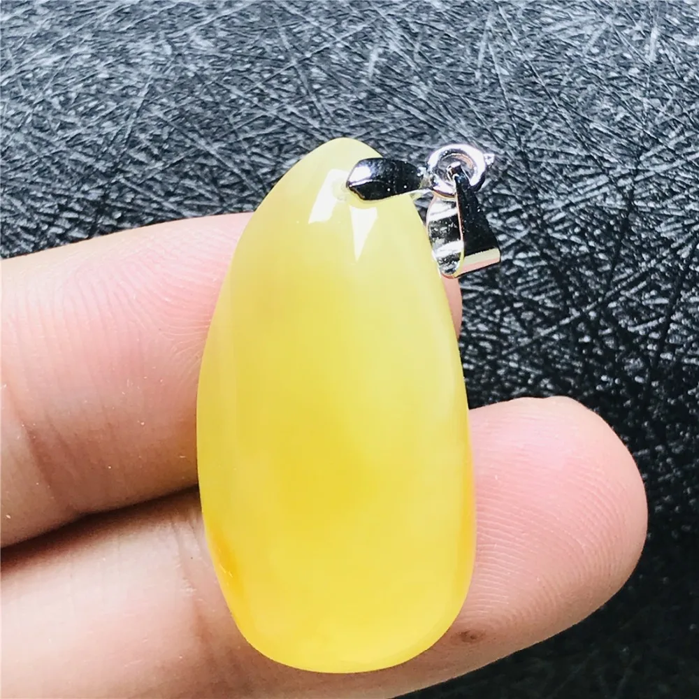 Amber Pendant (11)