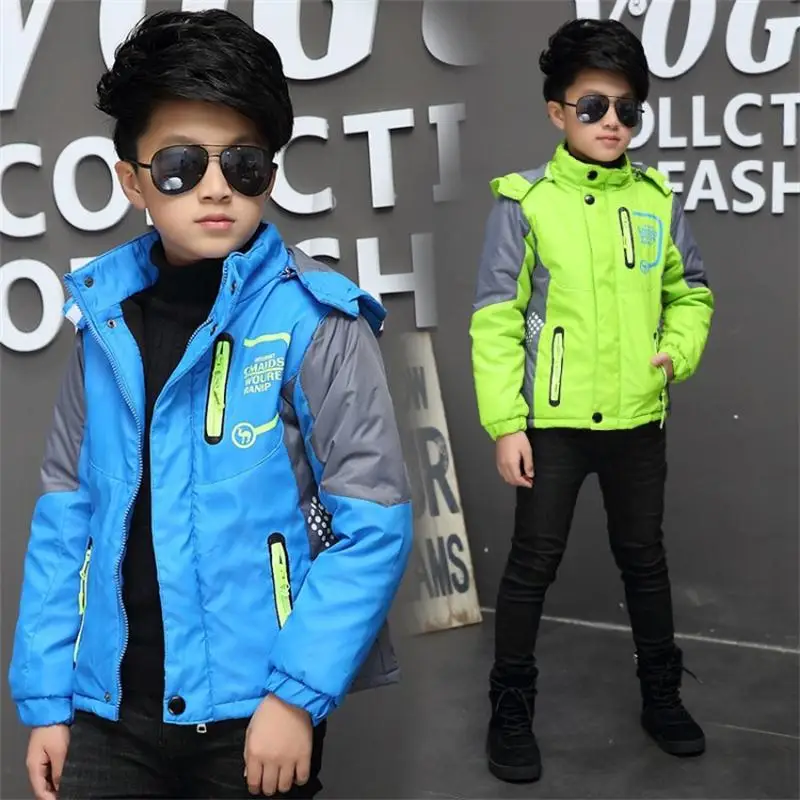 

YK4064 Children's clothing winter boy jacket 2020 long-sleeved quilted padded jacket children's hooded jacket wholesale