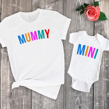

Matching Shirts Mother and Child Family Matching Clothes 2020 Fashion Summer Tshirts Mom and Daughter Twinning Print Sets