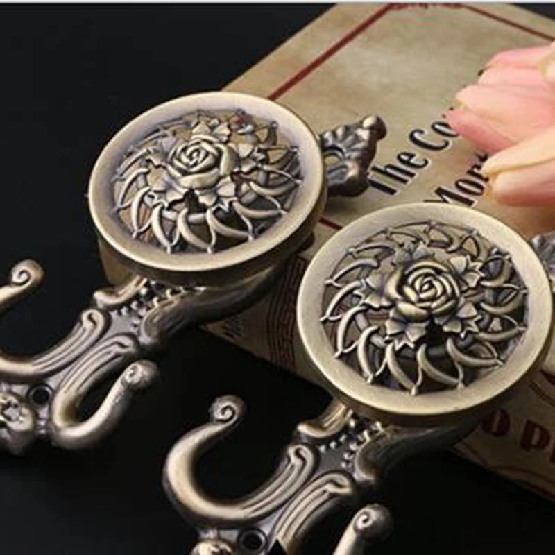 1 Pair Rose Flower Type Curtain Hook Curtain Decorative Accessories Towel Holder Hanger Wall Hook Tiebacks For Curtains