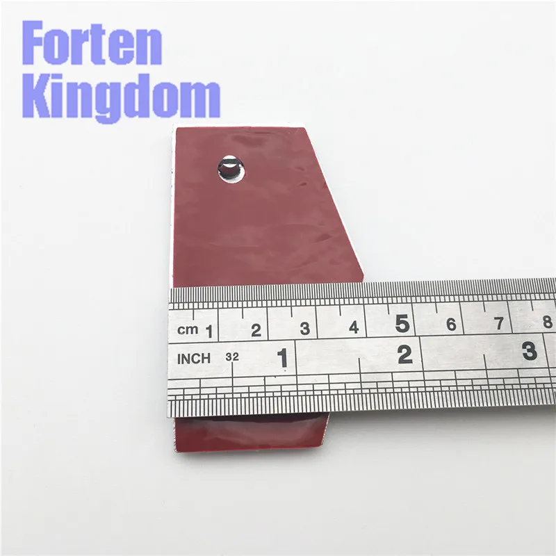 GT red and white badge 02