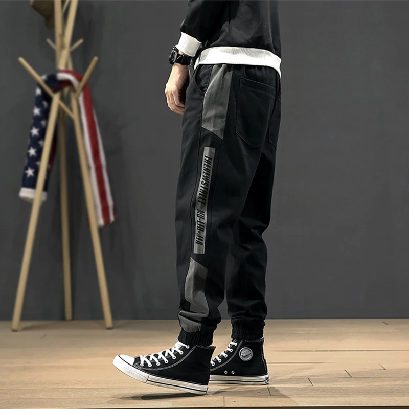 Fashion Streetwear Men Jeans Loose Fit Stripe Printed Designer Harem Trousers Cargo Pants Men Japanese Hip 4