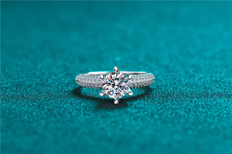 18310098755_1262348623