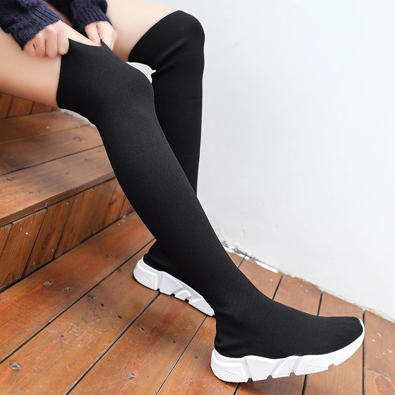 النساء الأحذية فوق جوارب طويلة أحذية 2022 جديد الإناث موضة حذاء مسطح الخريف  الشتاء طويلة التمهيد للنساء الجسم تشكيل أحذية رياضية - AliExpress