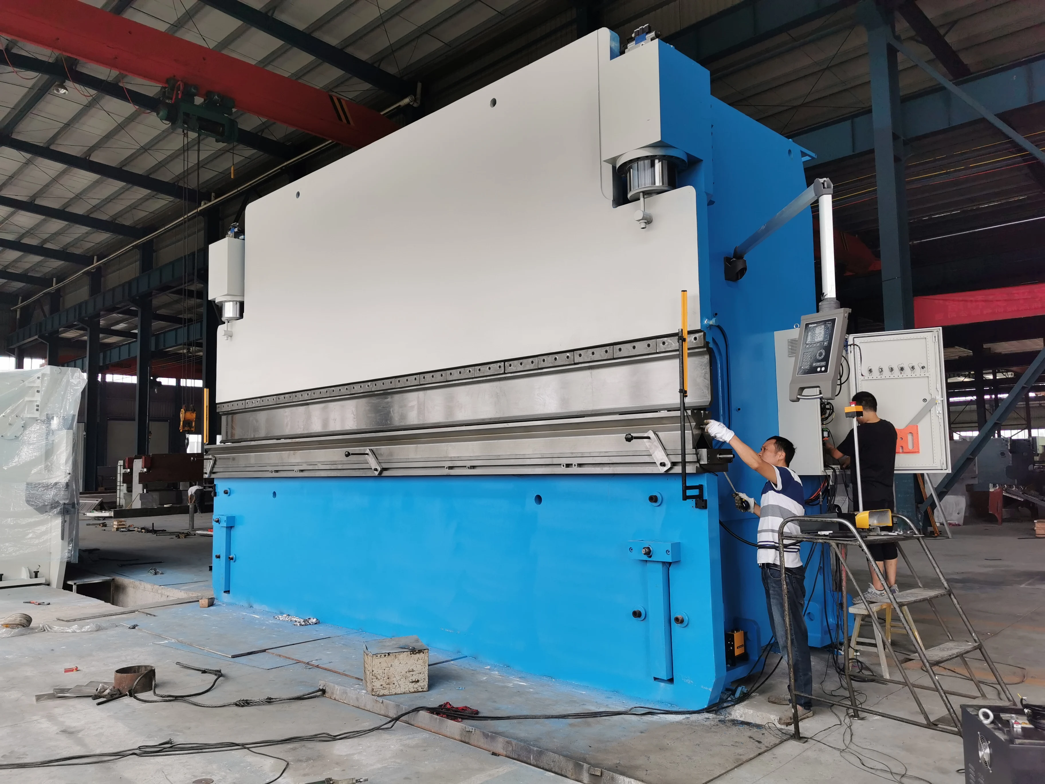 WE67K-600T/7100 4+ 1 Ось листовая пластина Электрический гидравлический листогибочный пресс