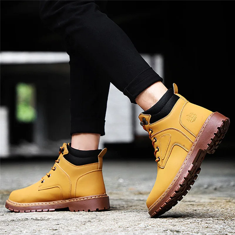 

Men 's Boot Large Size Men's Retro British Style Chaussure Homme Cuir Outdoor Non-Slip Wear-Resistant High-Cut Tooling Boots 55