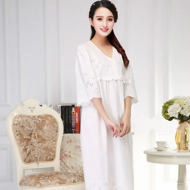 

Summer White 100% Cotton Womens Lingerie Nightgown V-Neck Loose Embroidered Long Princess Nightdress Home Sleepwear Sleep Dress