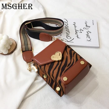 

Women Leopard Bag Animal print Shoulder Bags Small Messenger Hasp Phone Bag With Heart Button Crossbody Bag