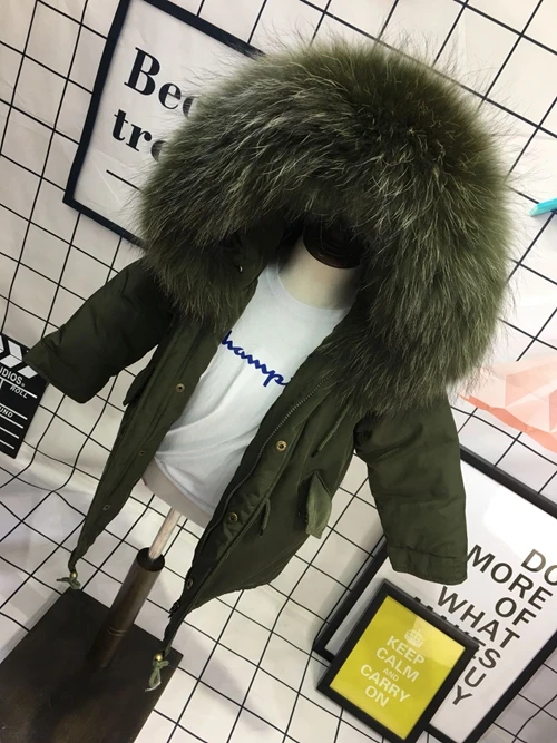 Детская куртка-пуховик на утином пуху до 30 градусов зимнее пальто для мальчиков и девочек куртка с капюшоном из меха енота верхняя одежда для девочек, пуховая парка От 4 до 12 лет, TZ430 - Цвет: Green Green Fur