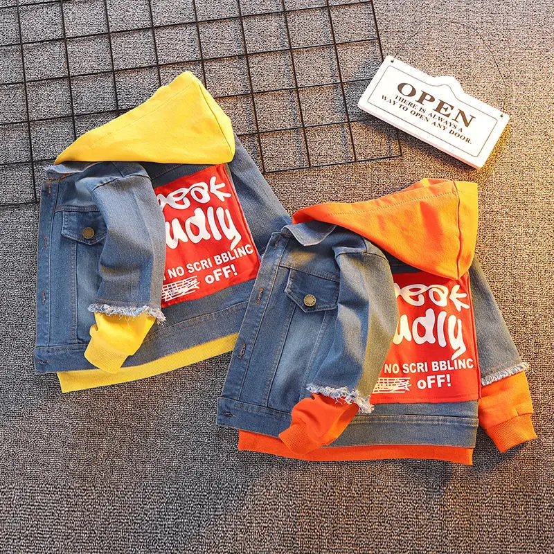 Джинсовая куртка для мальчиков и девочек с капюшоном надписью | Детская одежда