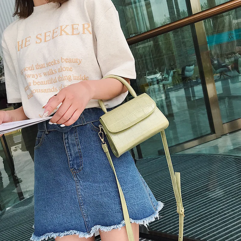 

New female 2019 summer new stone - grained mini - handbag with a one - shoulder satchel