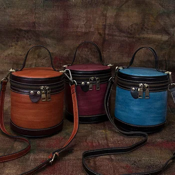 

Retro leather handbags, portable small bags, female new round small round bags, all-match shoulder messenger bag cosmetic bag