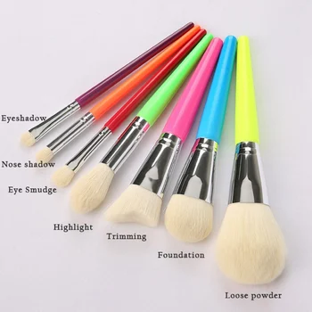 

Handle Makeup Brushes Set Foundation Powder Blush Eye Shadow Lip Brushes Face Makeup Tools Kit 7pcs Colors