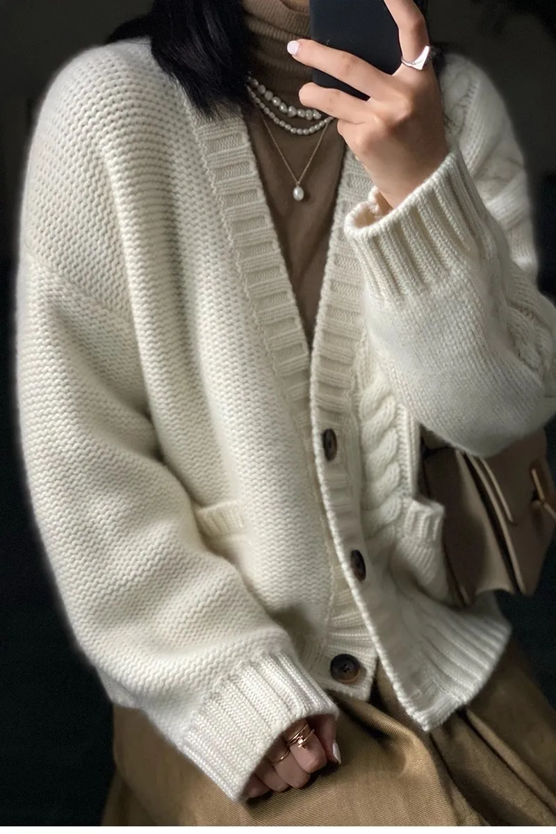 2021 New Pure Cashmere Knit Cardigan Fashion Thick Loose Sweater Winter Women's 100%Wool V-Neck Large Size Jacket High-End Coat