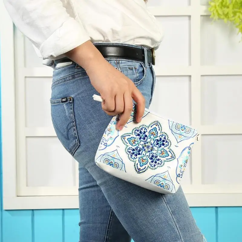 DIY Chain Money Pouch Shaped Diamond Paint Leather Special Peafowl Rose Flower Butterfly Crossbody Bag Novelty Handicraft Handba