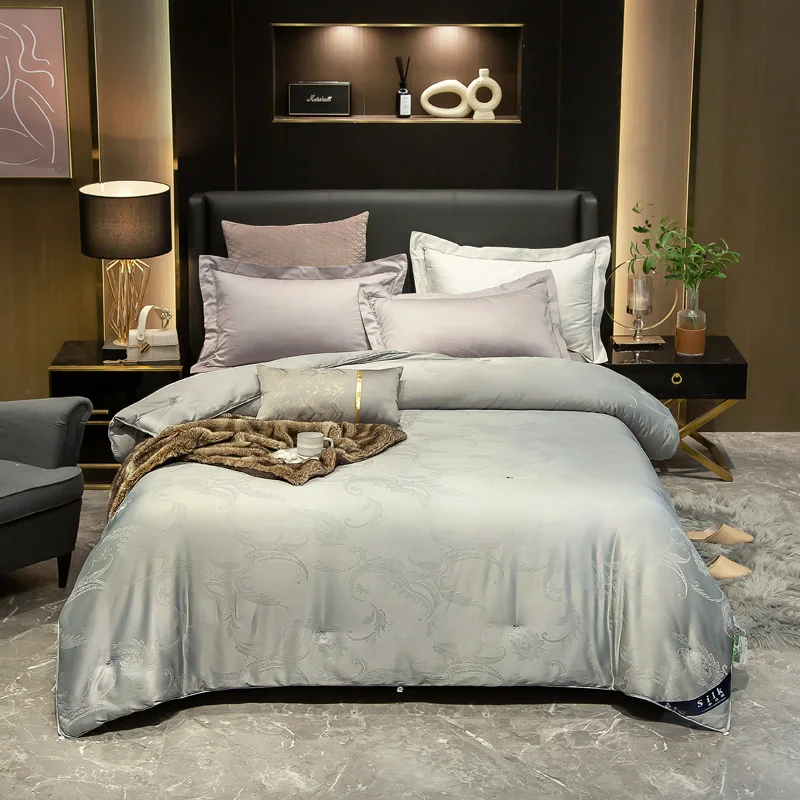 Natural Mulberry Silk Luxury Quilt Filling King Queen Full Size Comforter Winter Thick Silk Quilt Solid Color
