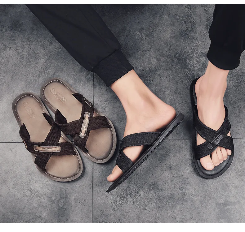 14369147530_2110726694