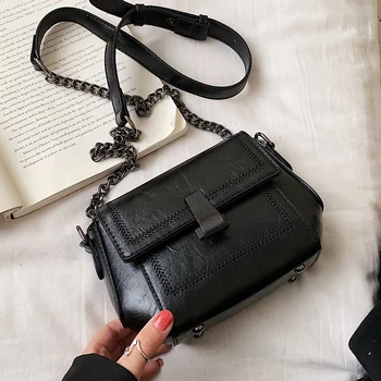 

Designer popular ins niche bag women 2020 new fashion retro shoulder bag texture chain Messenger bag luxury simple solid color