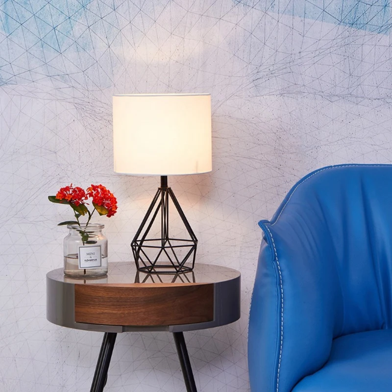 Modern minimalist metal paint rose gold hollow diamond design cloth table lamp personality diamond LED lighting bedroom decor