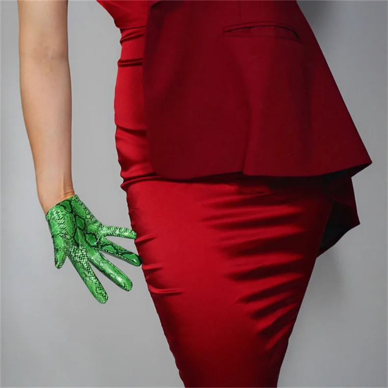Snakeskin Short Gloves 21cm Patent Leather Emulation Leather PU Bright Leather Animal Python Green Snake pattern Female WPU105
