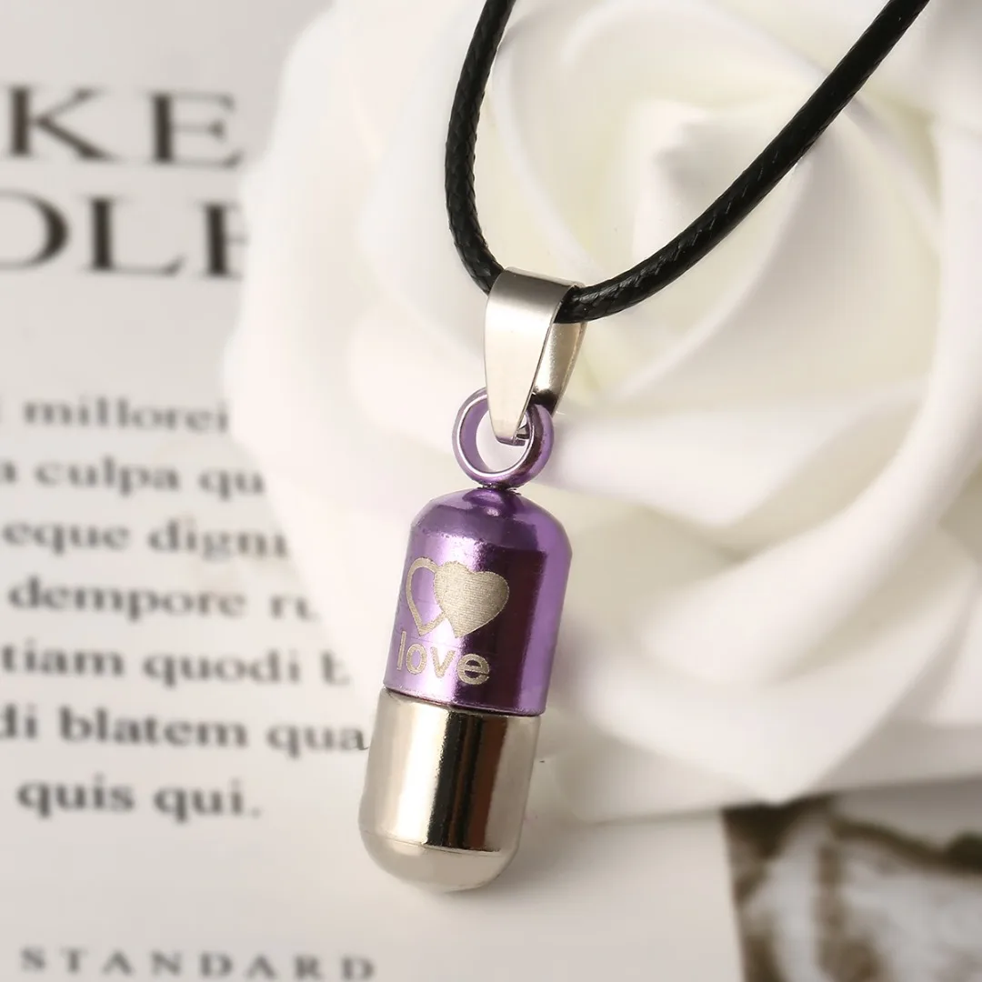 Classic Retro Unisex Metal Urn Cremation Love Pill Box Pendant Necklace Ash Holder Punk Leather Chain Keepsake Vintage Jewelry