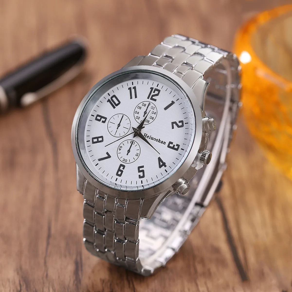 

Hector Roxanne heluoshan Men Trend Alloy Quartz Watch Simple-Style Steel Watch Men's