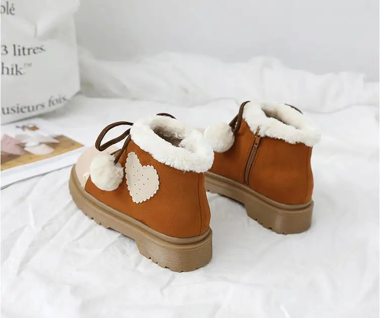 Goedkoop Winter college style sweet lolita snow boots plus velvet warm non slip round head women shoes cute love hairball kawaii shoes