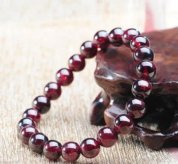 

8mm Natural Wine Red Garnet Crystal Round Gems Beads Stretchy Bracelet 7.5''