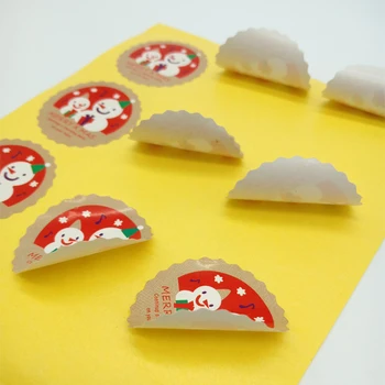 

900Pcs/lot Snowman Music Red Sealing Sticker DIY Cake Gift Product Packing Decoration Label Sticker Merry Chrismas Gifts