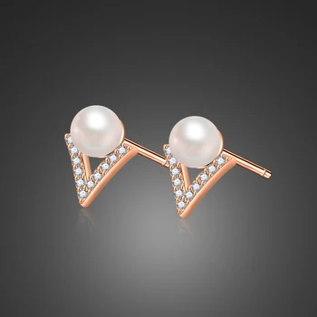 

Fashion new girl 925 sterling silver earrings sexy V-shaped pearl pendant design lady popular jewelry accessories christmas