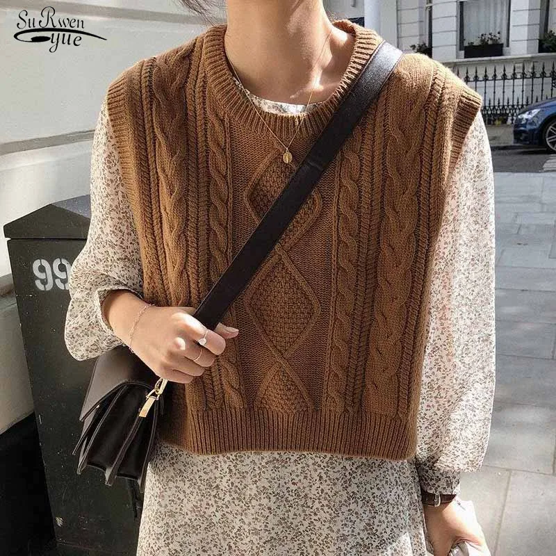 

Autumn Winter Short Knitted Women Sweaters Vest O-neck Girls Pullover Vest Sweater Sleeveless Warm Sweater Casual Oversize 10975