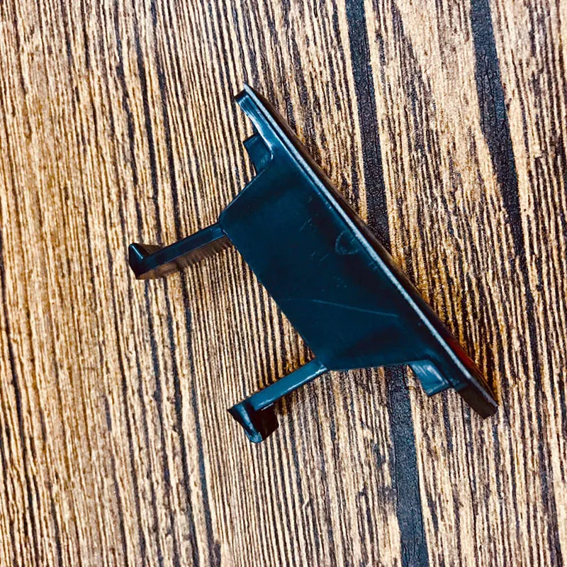  Front Grille M Power Badge Sticker for BMW M3 F30 E90 M5 G30 F10 E60 F22 F23 F07 F31 F34 F32 F12 F1