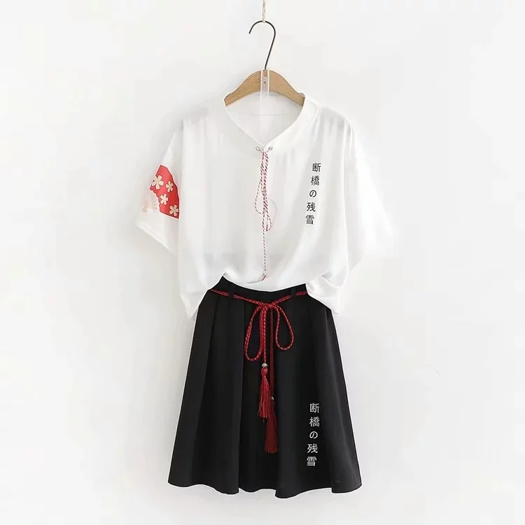 

Japanese-style Fresh Simple Ethnic Landscape Antique Style Character Embroidered Fan Printed Mixed Colors Set 19 Spring And Summ