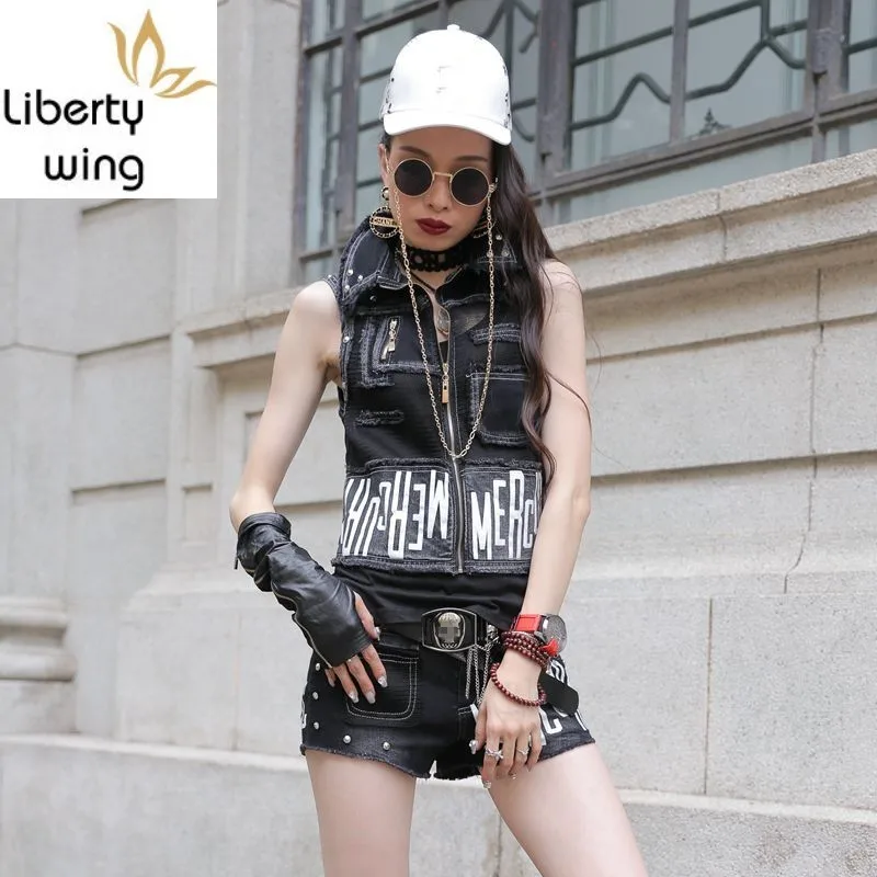 

New Designer Women Slim Fit Patchwork Denim Vest Hot Shorts 2pcs Set Casual Gothic Printed Motor Biker Outfits Suit Streetwear