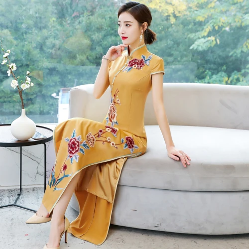 

New Slim Improved Split Cheongsam Long Dresses Embroidery Floral Chinese Style Summer Women Yellow Dress Short Sleeve Plus 4xl