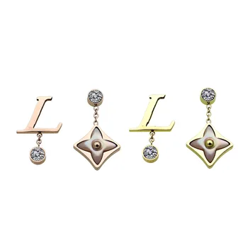 

Wholesale jewelry V-letter hanging single drill square four leaf pollen agate AB type earrings for women's asymmetric Earrings