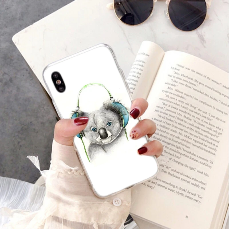 Animal sleeping lazy koala