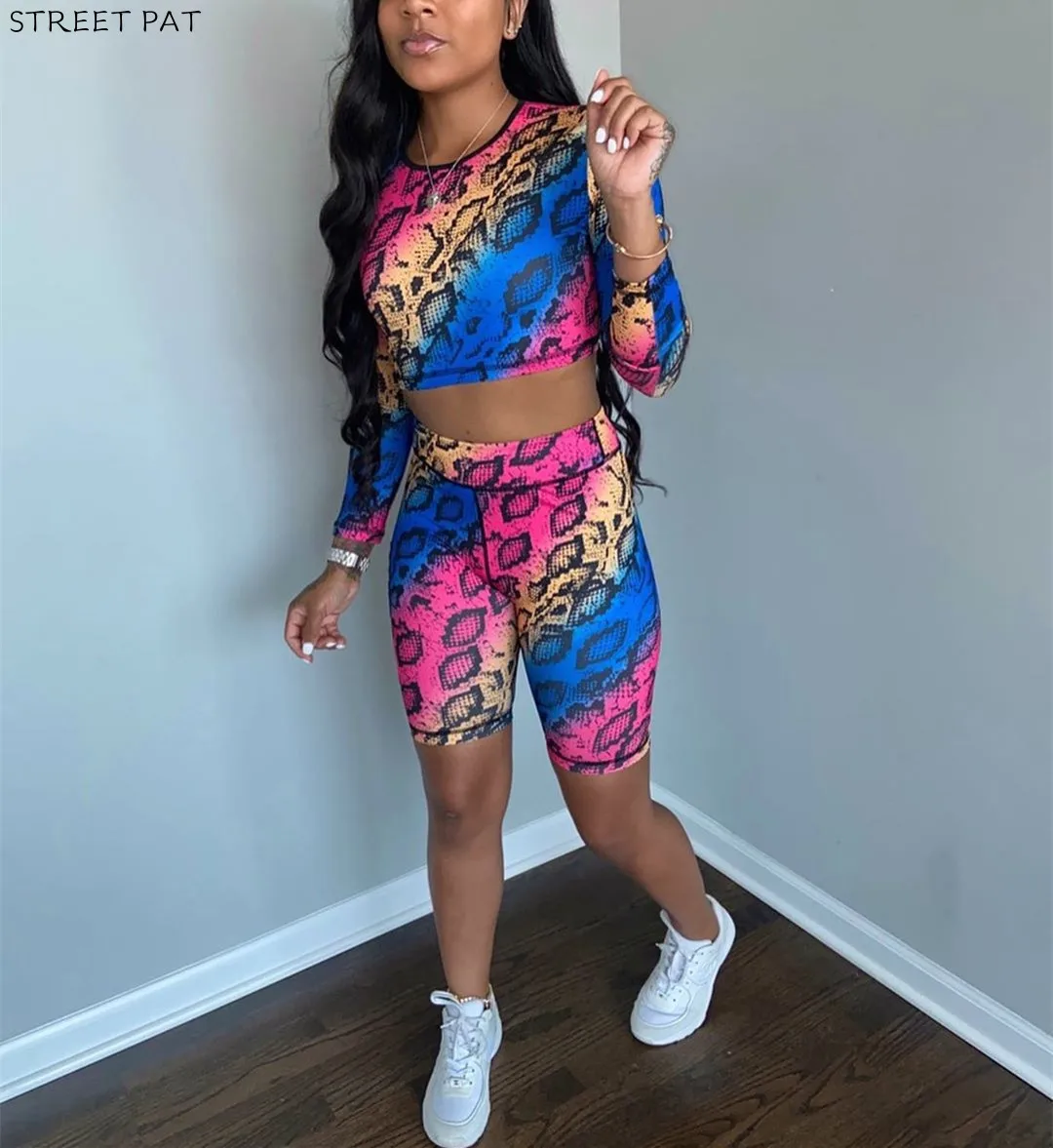 

Leopard Women Two Piece Set Long Sleeve Crop Top Knee Length Jogger Pant Suit Tracksuit Matching Set Casual Outfits
