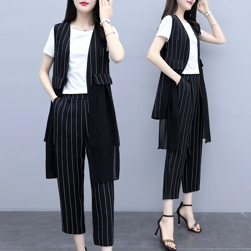 

2019 Summer Wear New Style Large Size Dress Short Sleeve T-shirt + Stripes Mid-length Vest + Capri Pants Three-piece Set-