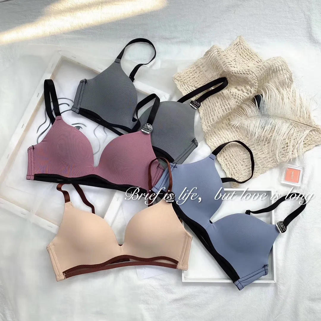 Non-Marking Girl Wireless Push-up Women Plus-Size Sexy Bra Wholesale  Underwear Lingerie - China Bra and Lingerie price