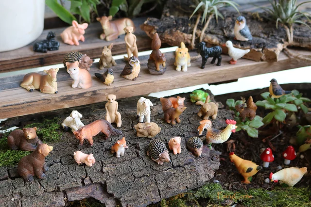 Set of 12 Miniature Resin Farm Animal Figurines 2 Inches