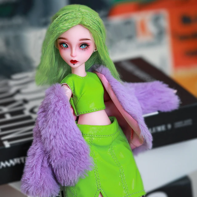 Newest Design Yomi BJD Doll 1/6 Size Cool Girls Ball Jointed Dolls Resin Art Toys with Fullset Green Color Wig Dolls 1