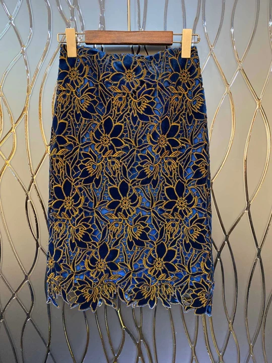 Early autumn new women's Embroidery hollow decoration medium length all-around skirt 1012