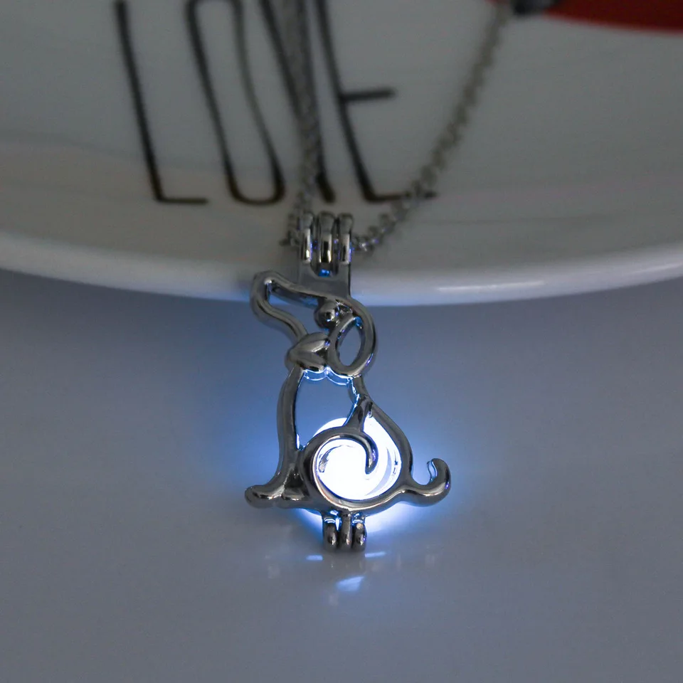 dog shaped necklace