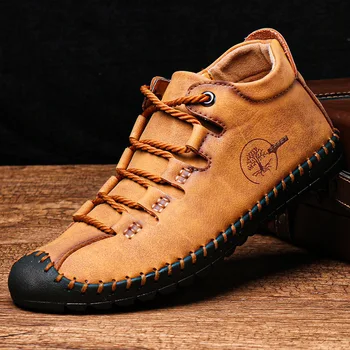 

Autumn Martin boots men's mid-size large tooling short boots Korean high-top boots men's shoes
